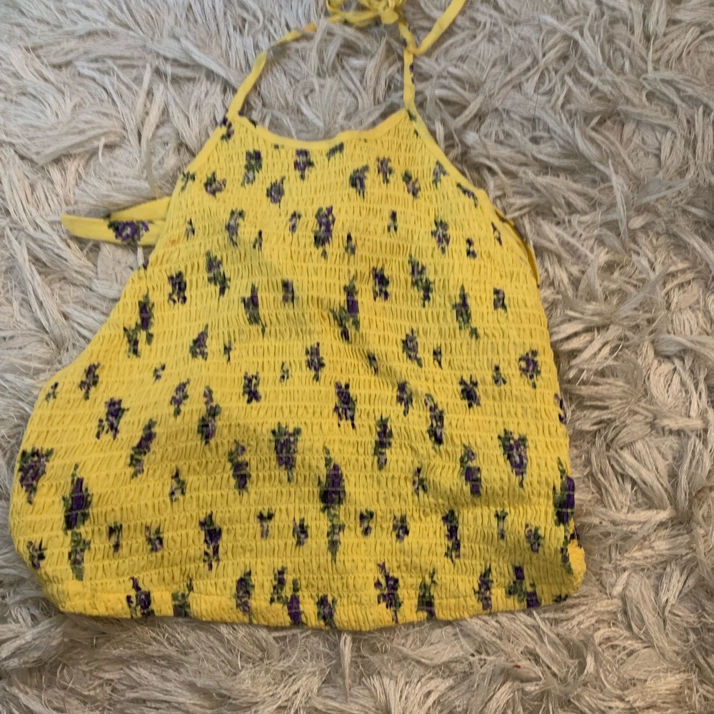 Crop top halter with tie back